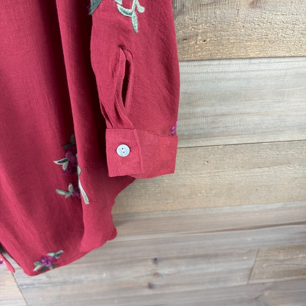Fig & Flower‎ Womens Shirt Roll Tab Sleeve Button Up Embroidered Floral Boho 2X - Picture 6 of 9